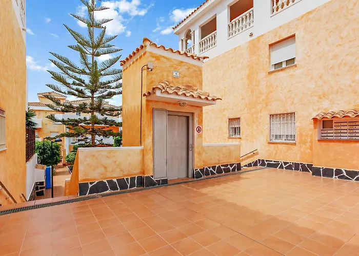 1 Bedroom Giuly Sea Views In Los Cristianos