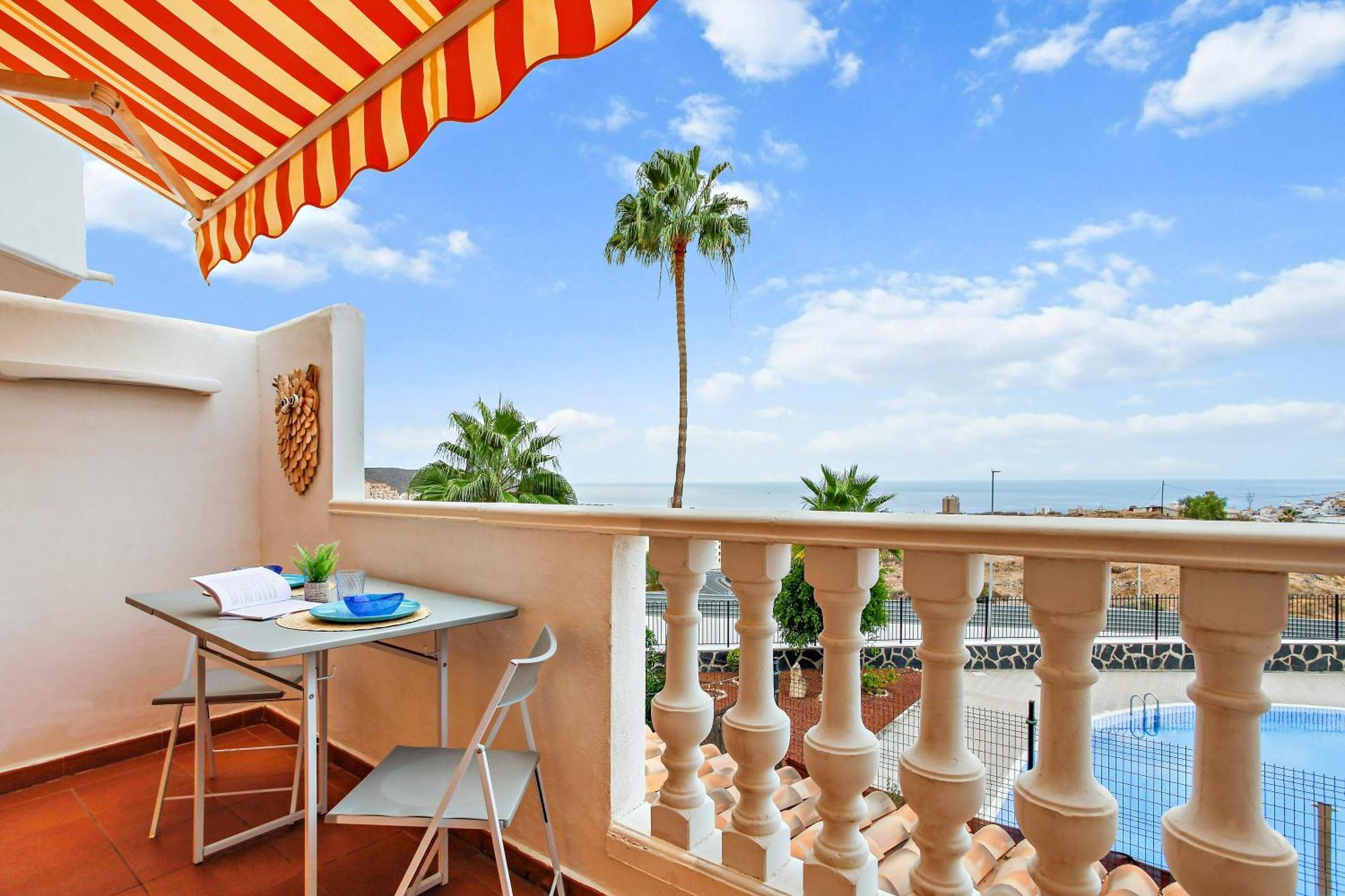 Appartement 1 Bedroom Giuly Sea Views In Cristianos *